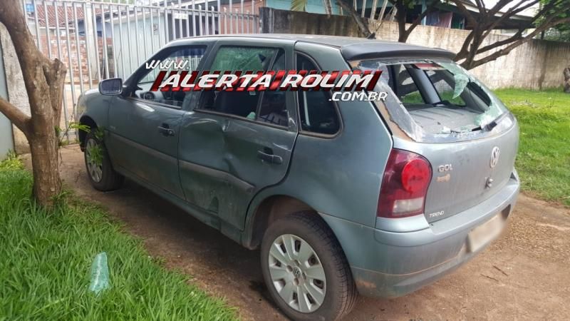 Rolim de Moura – Motociclista sofre grave ferimento na perna após colidir em carro no Bairro Cidade Alta